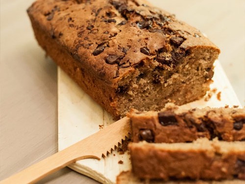 Banana bread with oat flakes