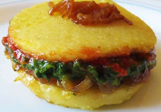 Croque polenta with tender vegetables