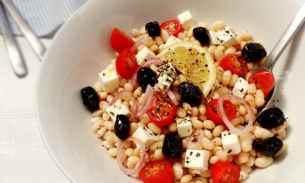 White kidney beans salad greek-style